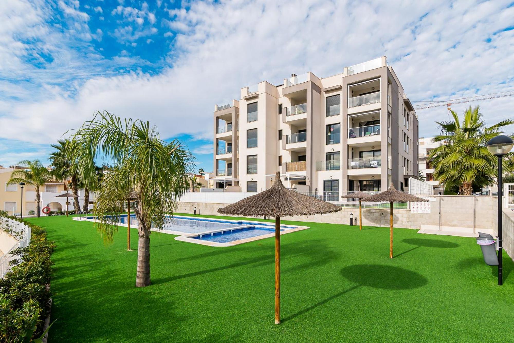 Valentino Golf II Sunrise Apartment Аликанте Екстериор снимка